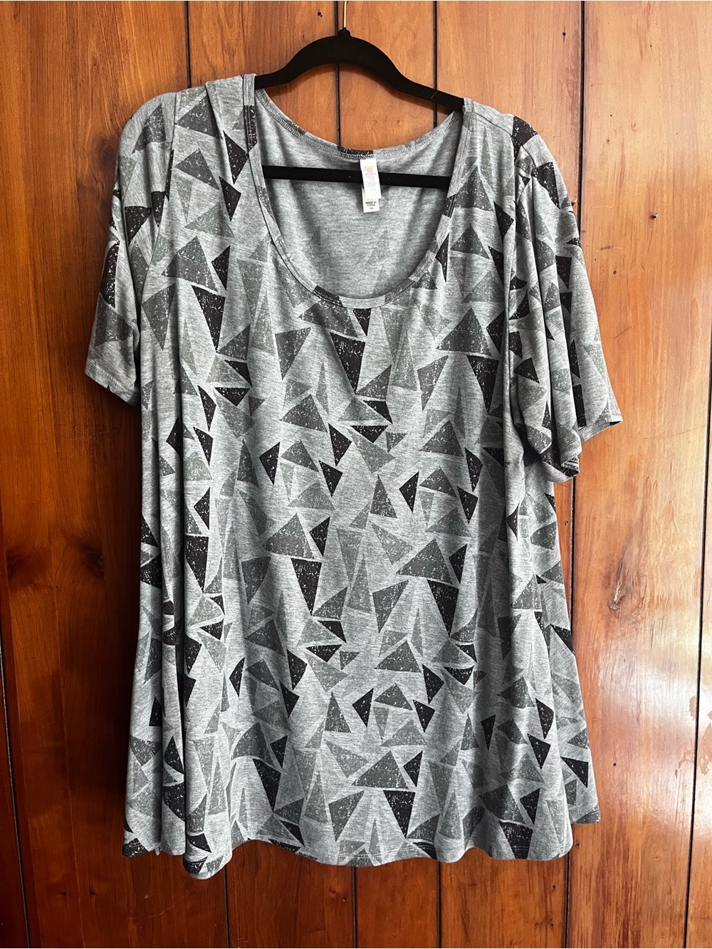 LuLaRoe Perfect T